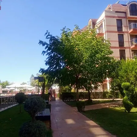 Apartment Tarsis Club &
